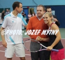Dominik Hrbaty /left/, Dominika Cibulkova /right/, Ritro Slovak Open -exibicia